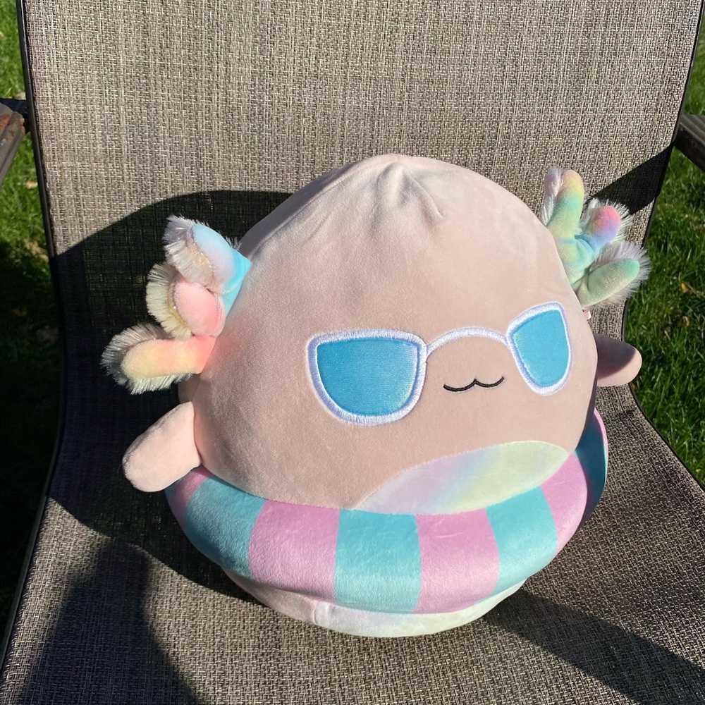Archie Squishmallows Squishmallow Axolotl Pool Side Edition